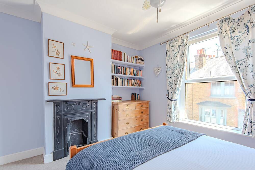 Quaint fisherman’s cottage tucked away in a quite Deal street in Whitstable, Kent