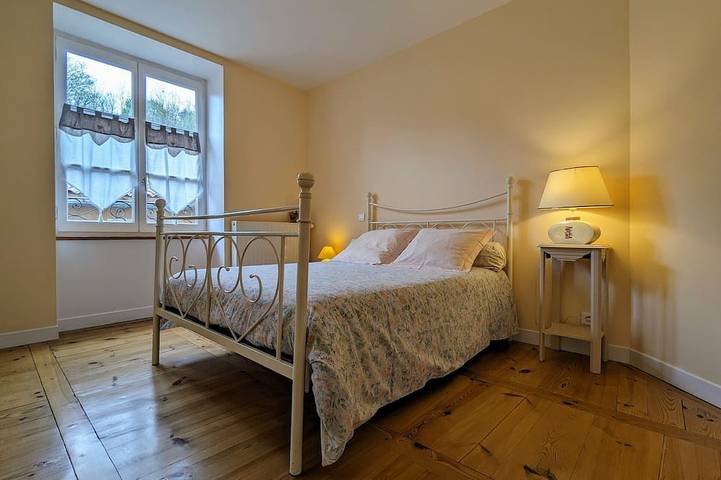 Apartamento entero, Amplio y Luminoso Apartamento Haussmaniano en el Corazón de Le Puy-en-Velay in Le Puy-en-Velay, Alto Loira