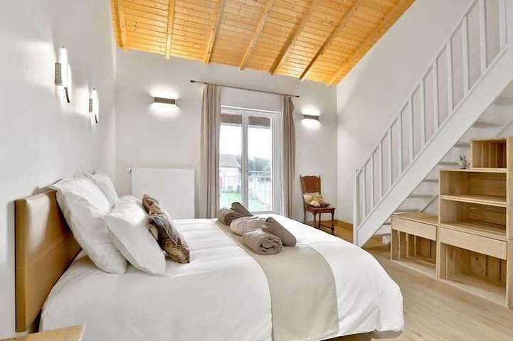 Location de vacances pour 15 personnes, avec jacuzzi et jardin à Agonac - 4