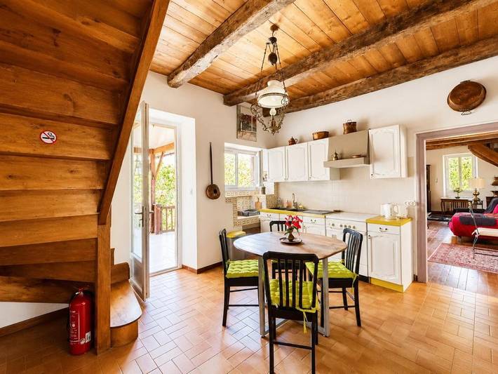 Location de vacances pour 4 personnes, avec vue et terrasse à Saint-Géry - 4