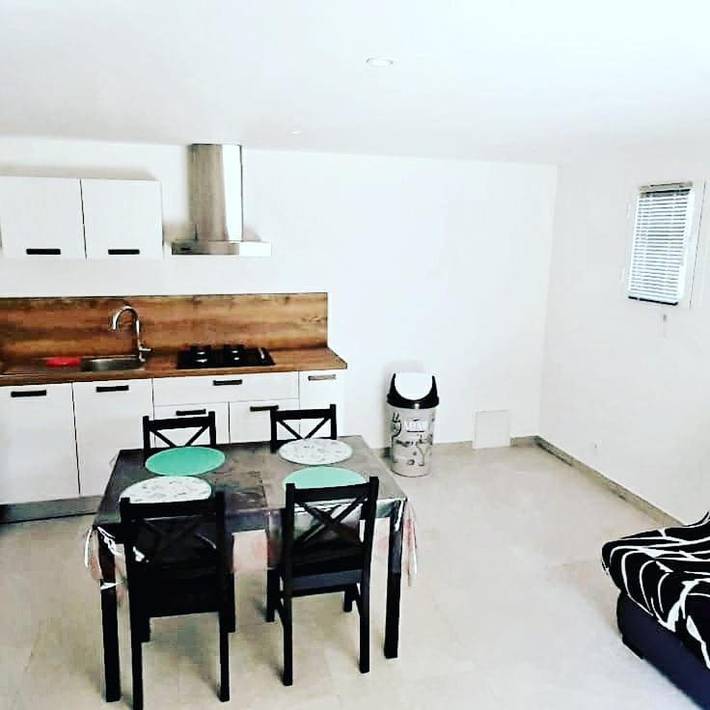 Gîte pour 4 personnes, avec vue ainsi que piscine et jardin à Pietracorbara - 4