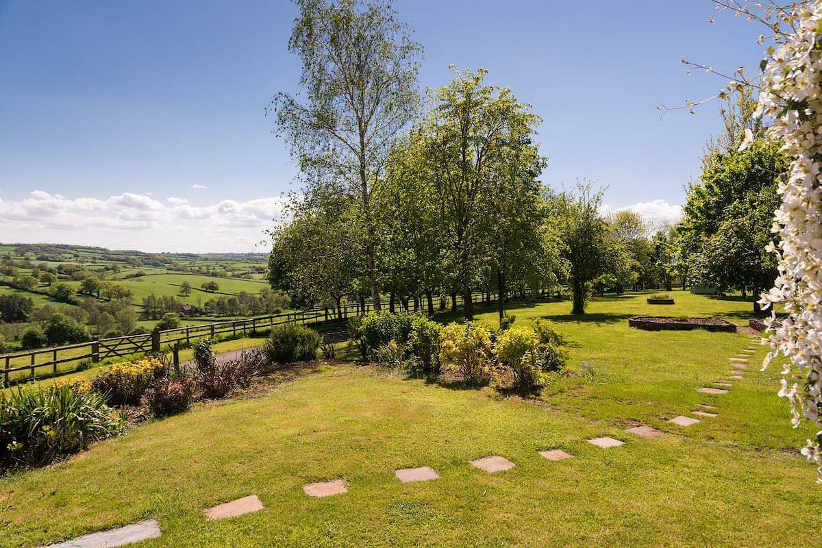 East Wing in Publow, Bath & North East Somerset