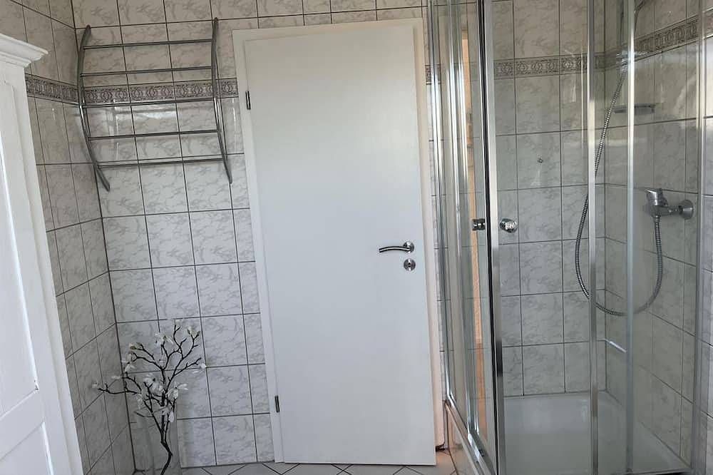 Ganze Wohnung, Ferienwohnung Mosel - Ferienwohnung mit Balkon in Niederfell, Osteifel