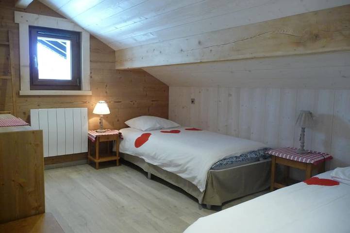 Gîte pour 8 personnes, avec jardin à Lamoura - 4