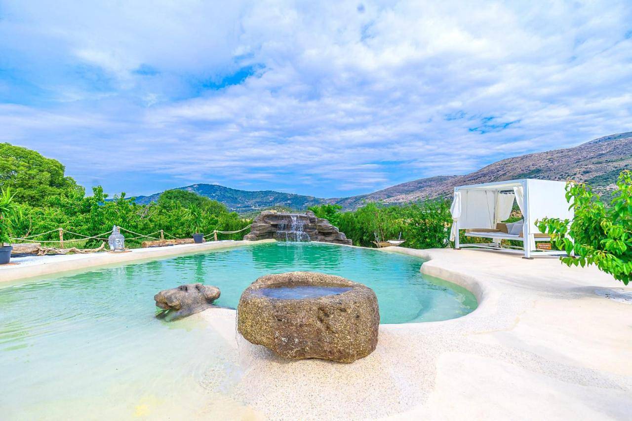 Glamping El Jardín De Las Delizias Valle Del Jerte in Casas del Castañar, Valle del Jerte