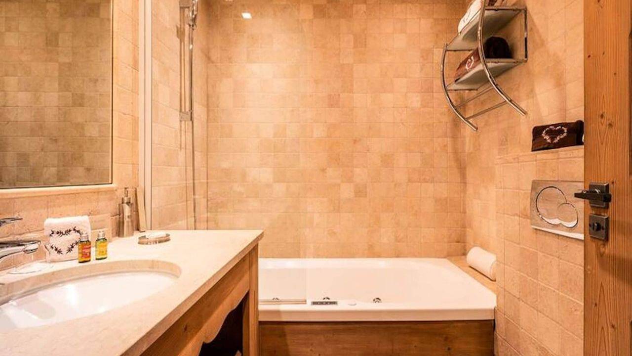 Appartement de vacances entier, Ferienwohnung für 6 Personen (112 m²) in St Bon Tarentaise in Courchevel 1850, Saint-Bon-Tarentaise