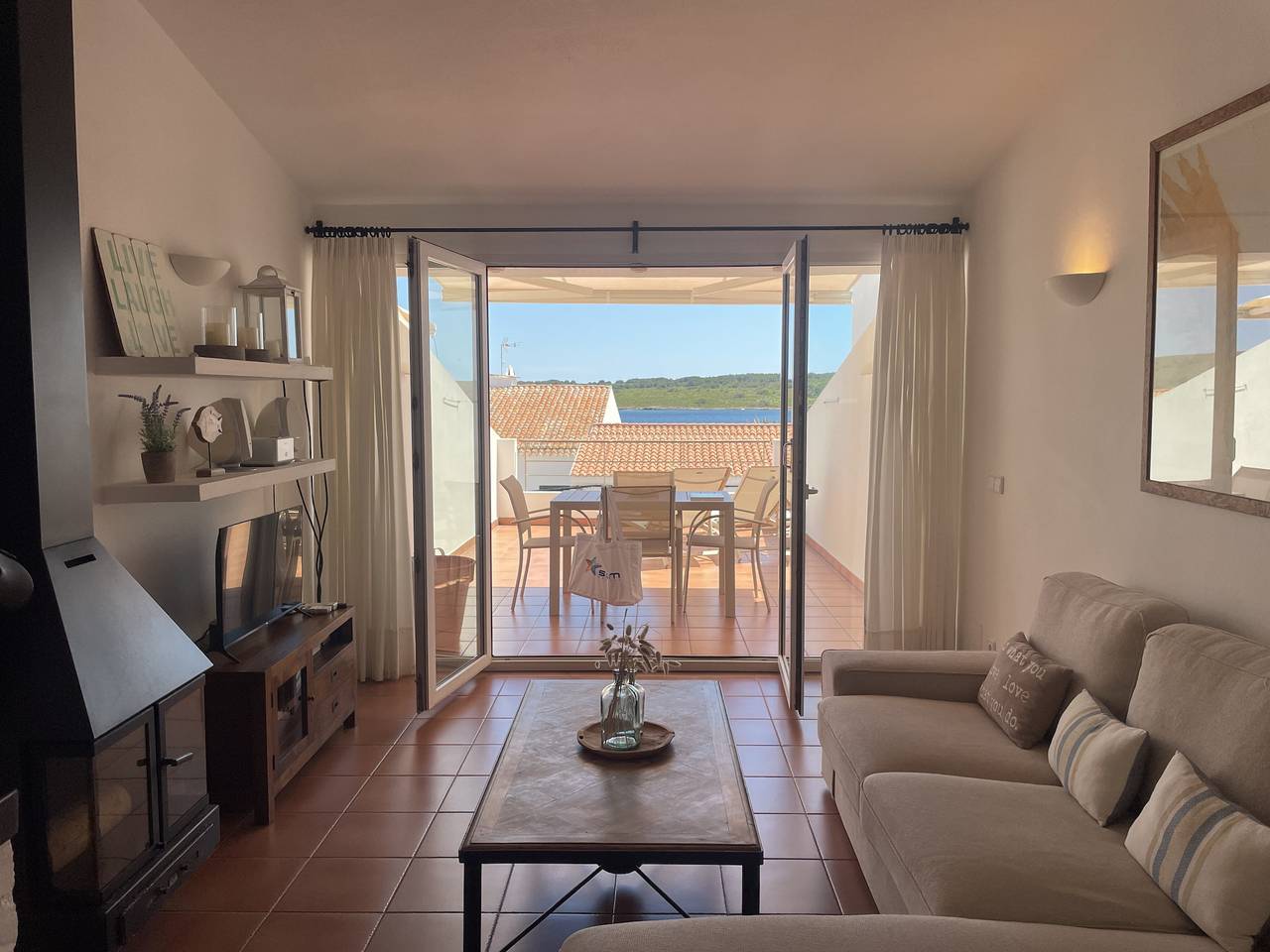 Apartamento entero, Apartamento de vacaciones para 2 personas con terraza in Fornells, Es Mercadal