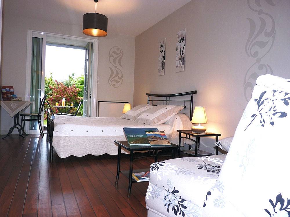 Chez Jean-Pierre et Marie-Thérèse - Chambre in Saint-Méloir-des-Ondes, Région de Saint-Malo