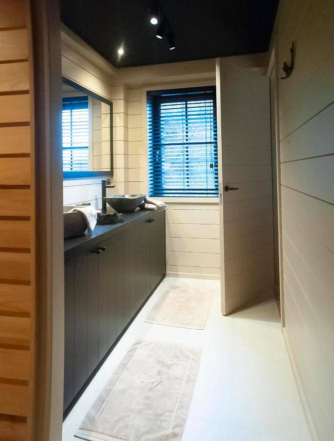 Location de vacances pour 6 personnes, avec jacuzzi ainsi que sauna et balcon dans Mormont - 3