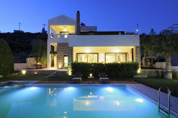 Villa für 10 Personen, mit Garten und Balkon - 1