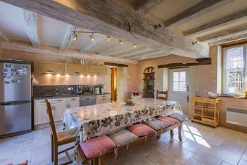 Gîte pour 6 personnes, avec jacuzzi et terrasse à Ciran
