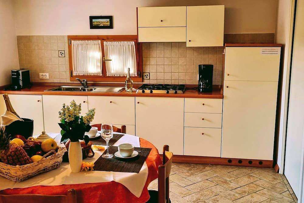 Hütte für 4 Personen in Manerba del Garda, Gardasee-Berge