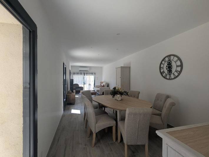Location de vacances pour 7 personnes, avec vue et terrasse à Sannes - 4