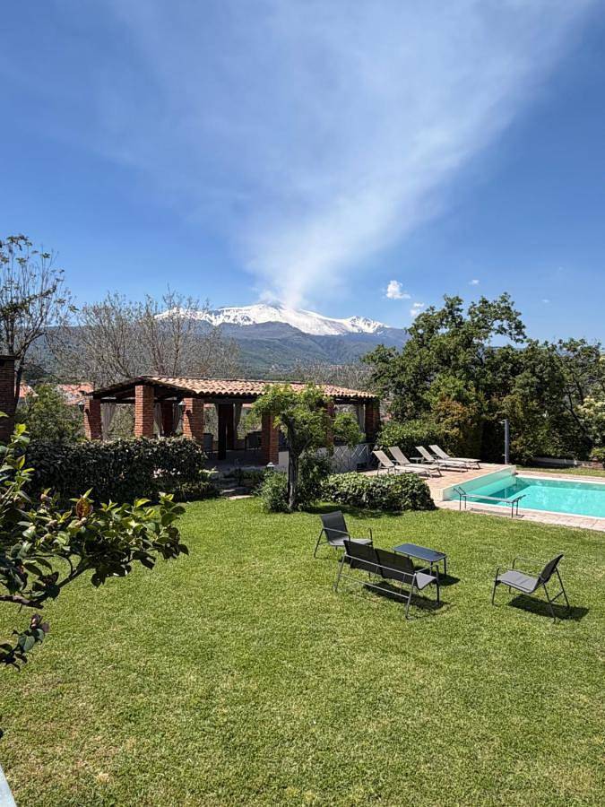 Villa with Private Pool in Linera, Santa Venerina