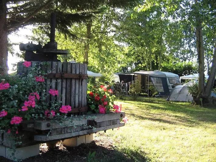 Camping pour 4 personnes dans le Loir-et-Cher