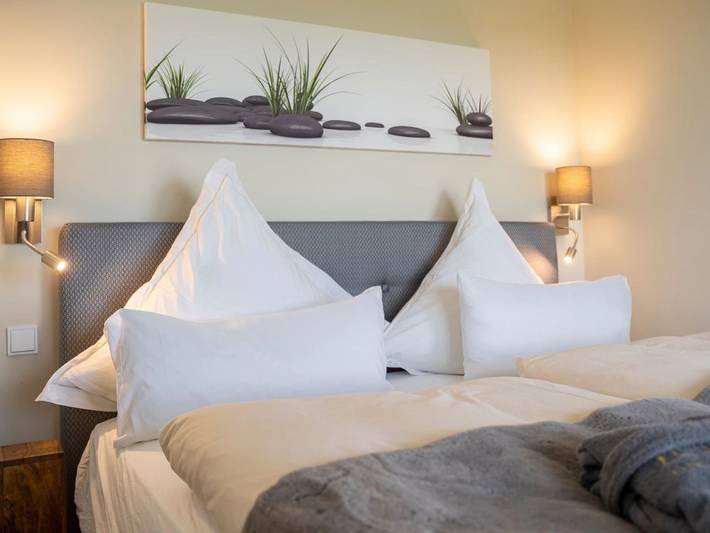 Ferienwohnung für 3 Personen, mit Pool und Garten sowie Terrasse und Sauna in Rambin - 3
