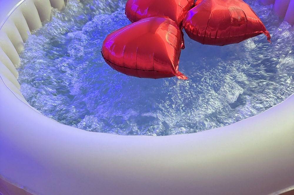 Love room ❤️ in Le Blanc-Mesnil, Sena-Saint Denis