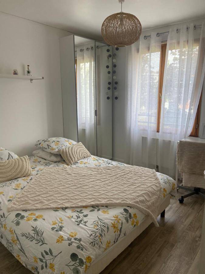 Location de vacances pour 6 personnes, avec terrasse et jardin à L'Haÿ-les-Roses - 3