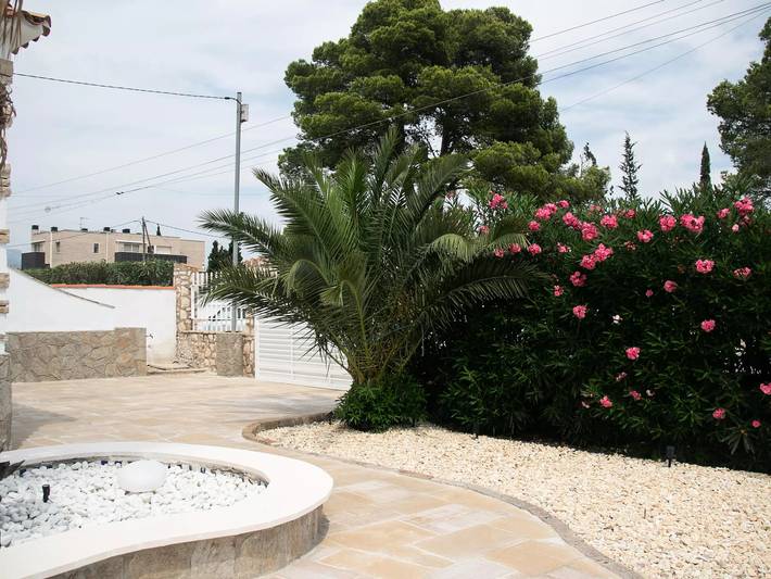 Casa rural para 12 personas, con jardín en Miami Platja - 4