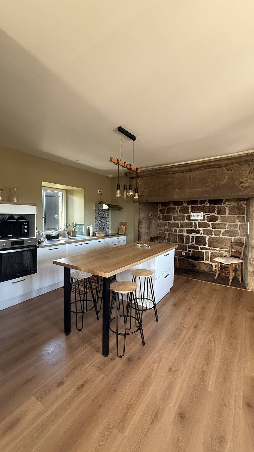 Villa für 7 Personen mit Terrasse in Tudeils, Brive-la-Gaillarde und Umgebung