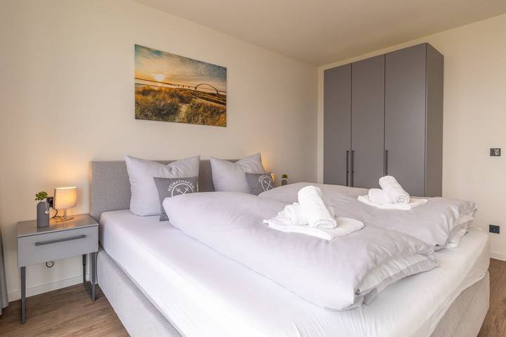 Ganze Wohnung, BeltBlick 24 – Dachterrasse. Meerblick. Sauna. Design. in Marienleuchte, Fehmarn