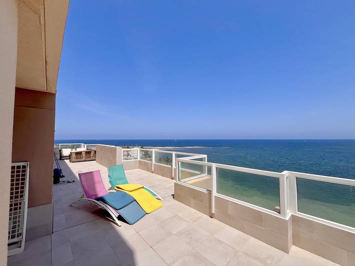 Appartement entier, Appartement spacieux avec terrasse à La Manga in Playa del Pudrimel (La Manga), San Javier
