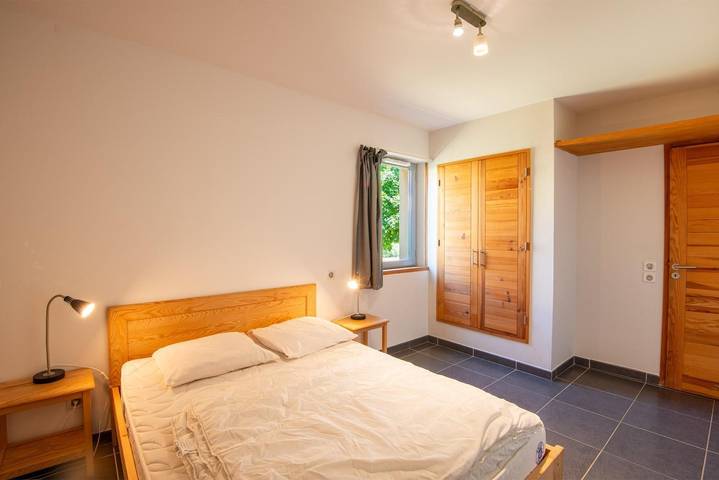 Gîte pour 6 personnes, avec terrasse à Saint-Pierre-des-Tripiers - 2