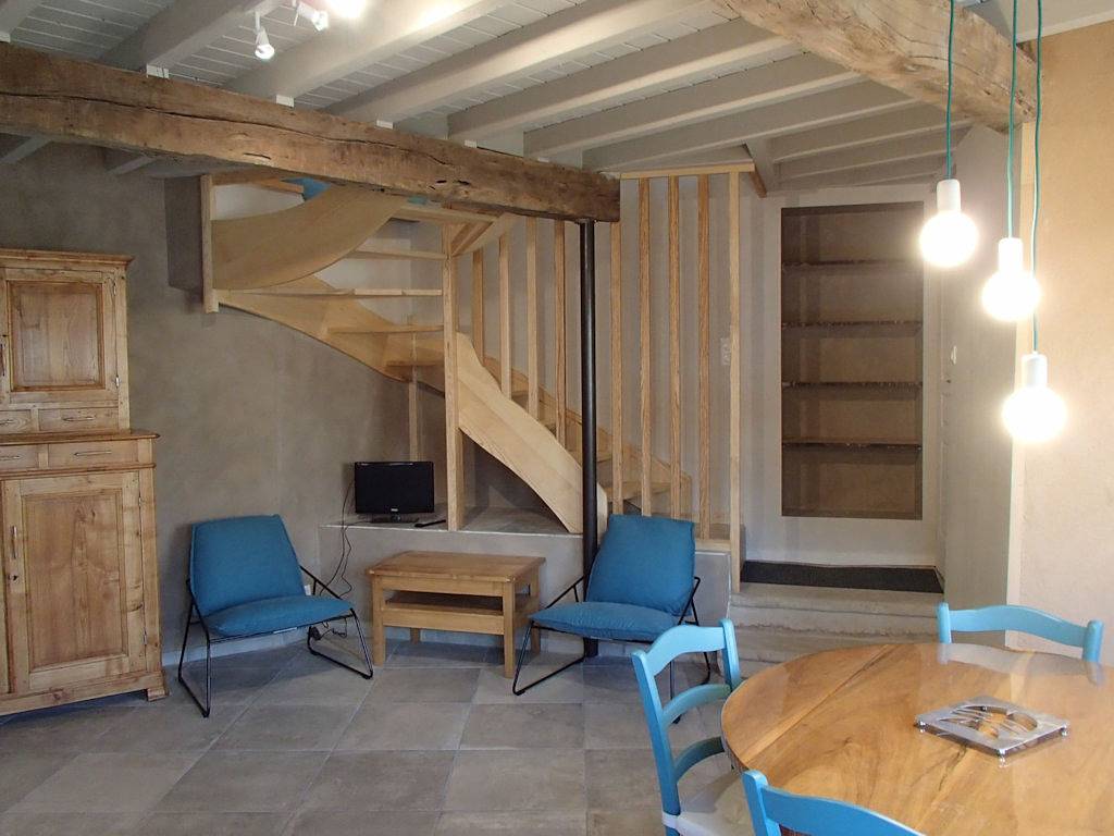 Gîte "les Pieds sur Terre" in Tartaras, Parc Naturel Régional du Pilat