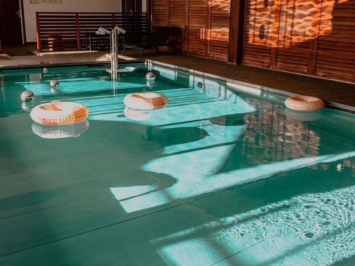 Hôtel pour 4 personnes, avec Terrasse et Jardin ainsi que Piscine et Sauna à Blagnac