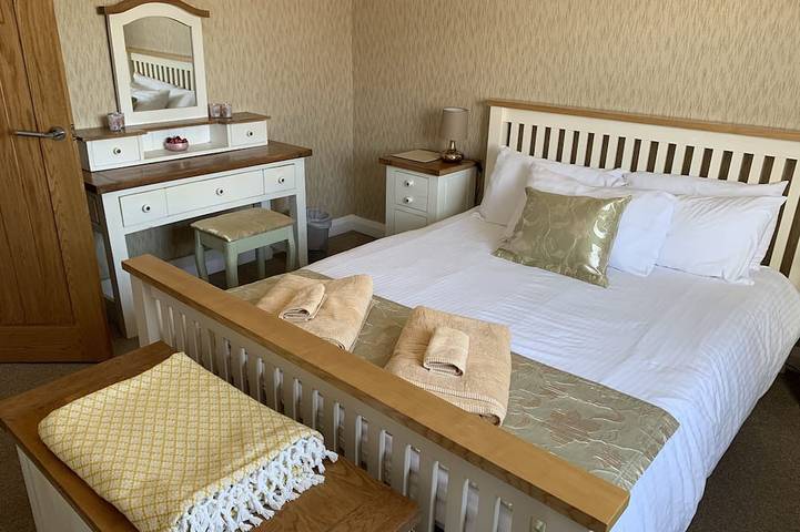Herrliche Conwy Cottage zu Fuß in die Stadt schläft 4 plus Kinderbett Wifi und im Freien. in Conwy, Snowdonia