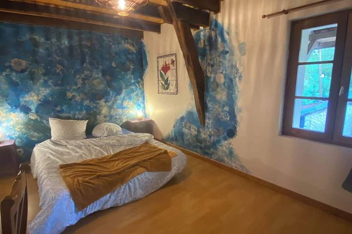Chambres d’hôtes au milieu des prés dans un havre de paix entourées d’animaux in Innimond, Belley