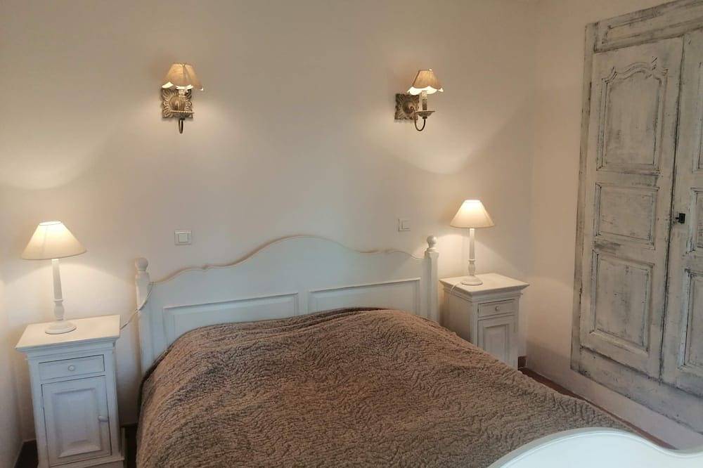 Maison de Vacances, Piscine Privée, 6 Personnes in Buisson, Vaucluse