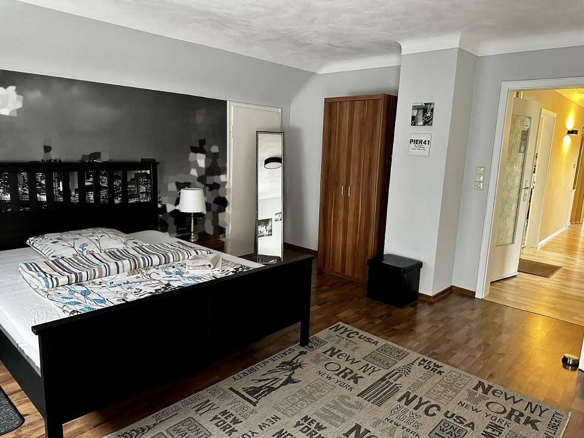 Ganze Wohnung, Haus Alt in Illingen, Saarland