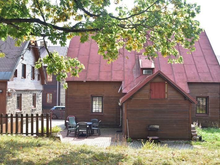 Vakantiehuis voor 8 personen, met Terras en Tuin in West-Bohemen