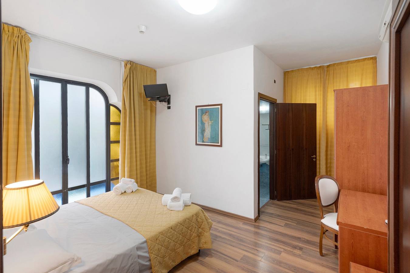 Bed and Breakfast H Pompeii Ruiins - Habitación Doble Estándar 6 in Pompeya (Nápoles), Parque nacional del Vesubio