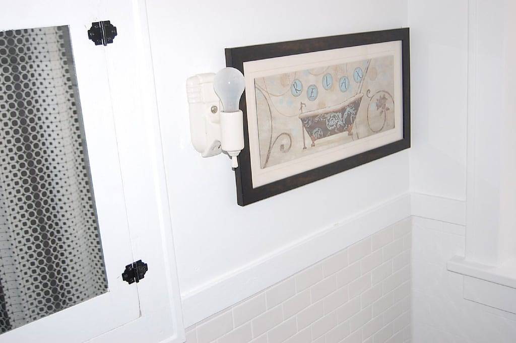 Ganze Wohnung, Day Street Suites. Historische Phelps Mansion. Main Level Suite # 2 in Decorah, Winneshiek County