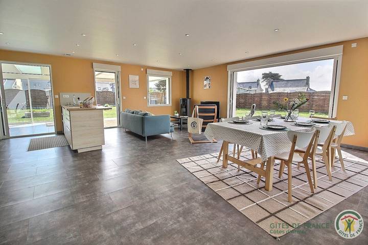 Gîte pour 6 personnes, avec jardin et terrasse, animaux acceptés dans Île-Grande - 3