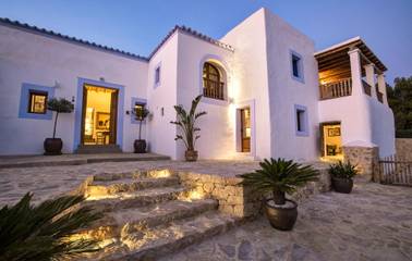 Villa in Sant Antoni de Portmany, West Ibiza für 12 