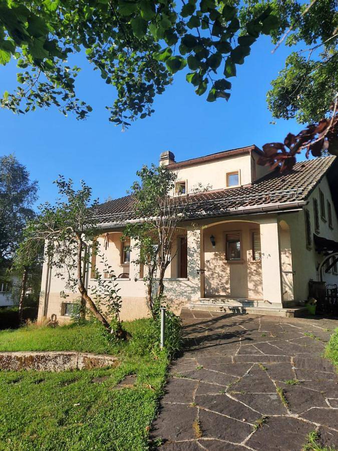 Location de vacances pour 4 personnes, avec Jardin et Vue à La Chaux-de-Fonds