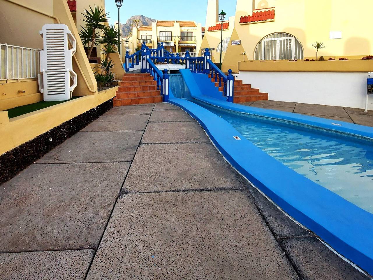 Entire holiday apartment, Mareverde Wifi Free & Pool View in San Eugenio Alto, Adeje