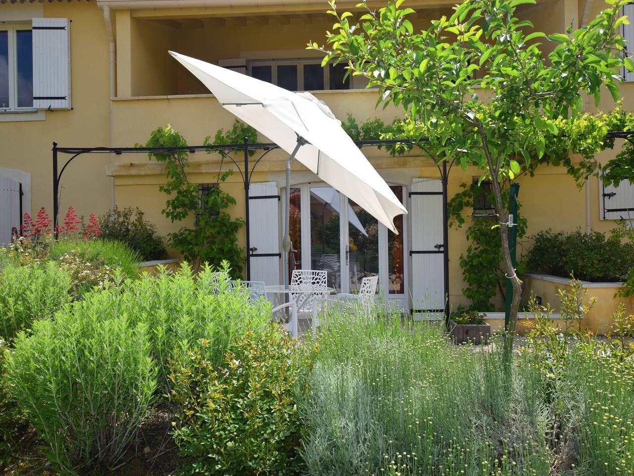 Appartement entier, Escapade à vélo à Montbrun in Montbrun-les-Bains, Région de nyons