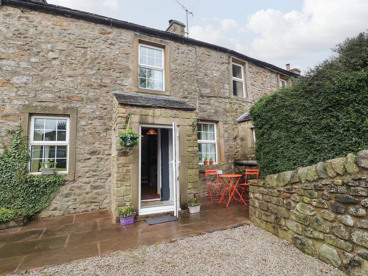 Inglenook Cottage in Yorkshire Dales National Park