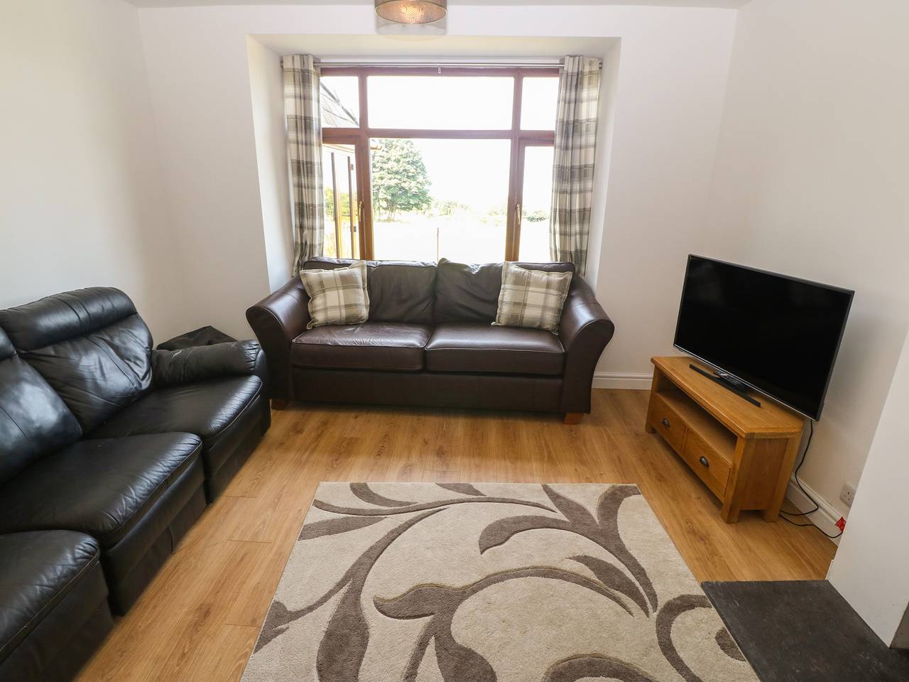 Y Berth Ddu Farmhouse in Snowdonia