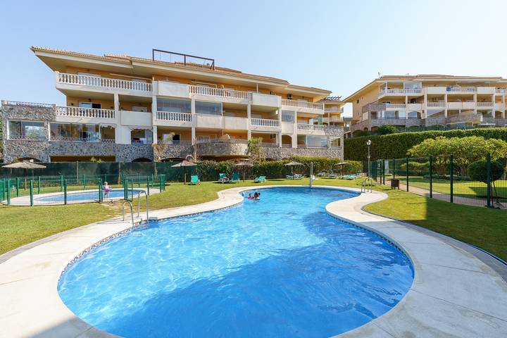 Ferienwohnung für 4 Personen, mit Terrasse und Pool in Fuengirola