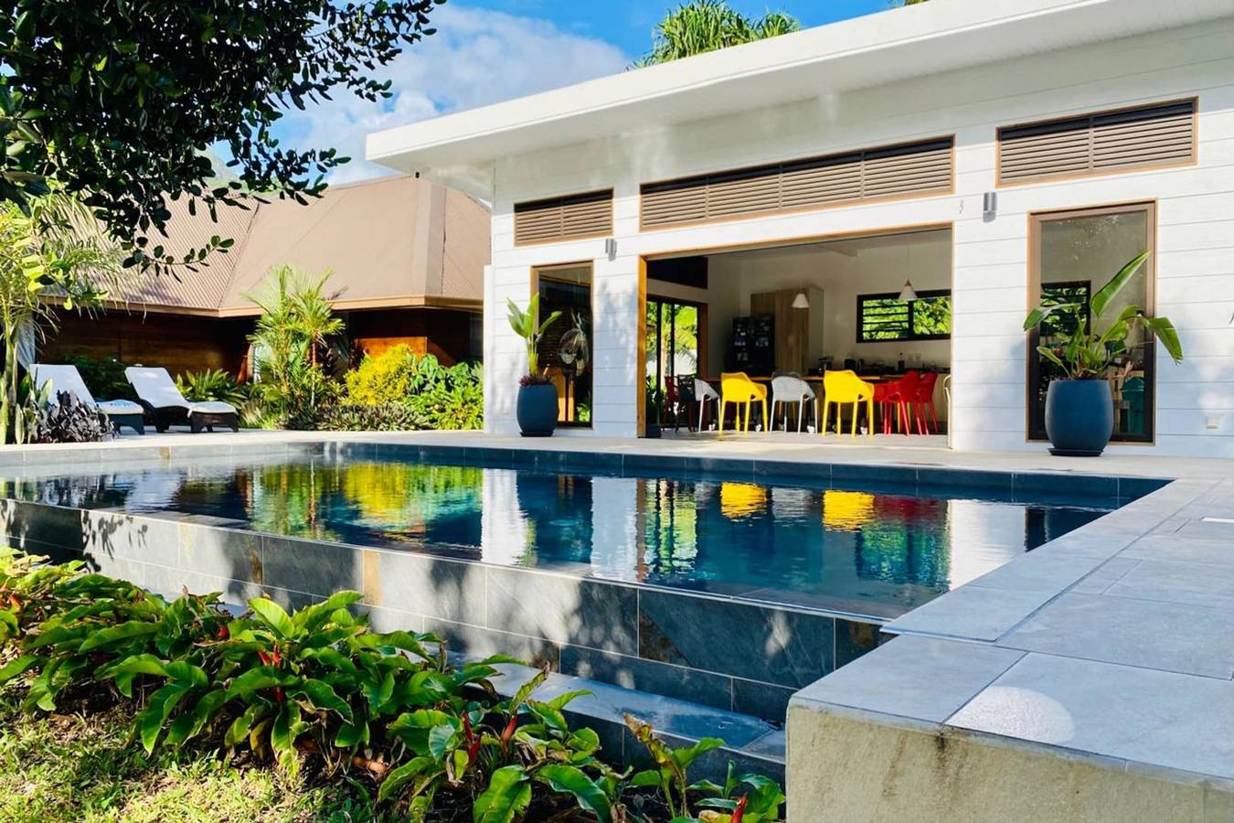 Villa Te Nunoa - Polynesian Villa w/ salt water pool in Haapiti, Mo'orea