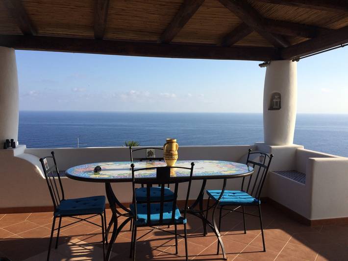 Ferienhaus für 7 Personen, mit Terrasse auf den Liparische Inseln - 2