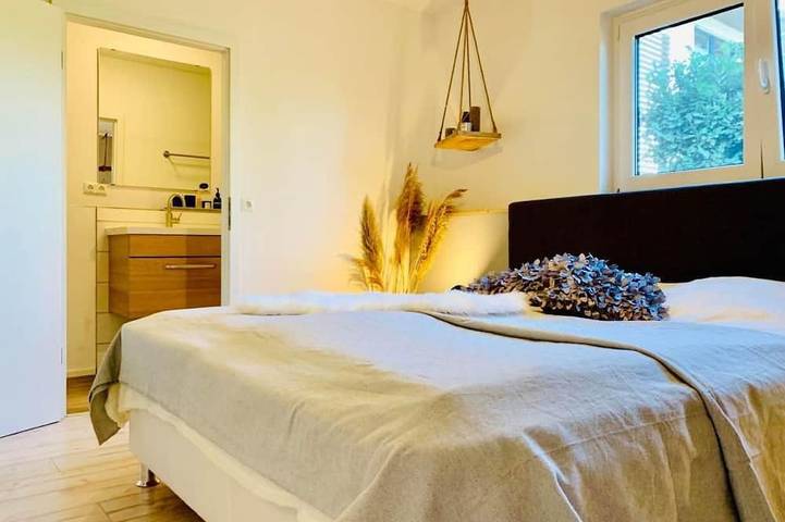 Ferienwohnung für 4 Personen, mit Garten in Remagen