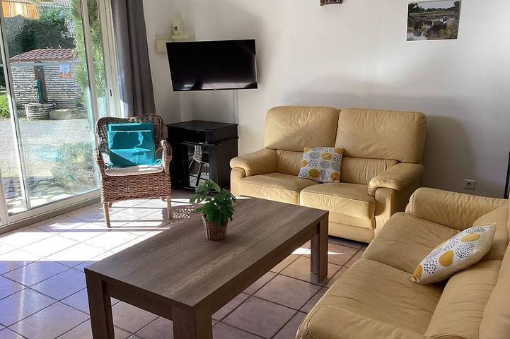 Location de vacances pour 5 personnes, avec piscine à Aramon - 4