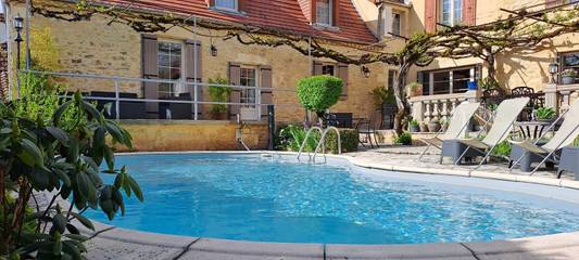 Chambre d’hôte pour 2 personnes, avec jardin et piscine à Saint-Cybranet