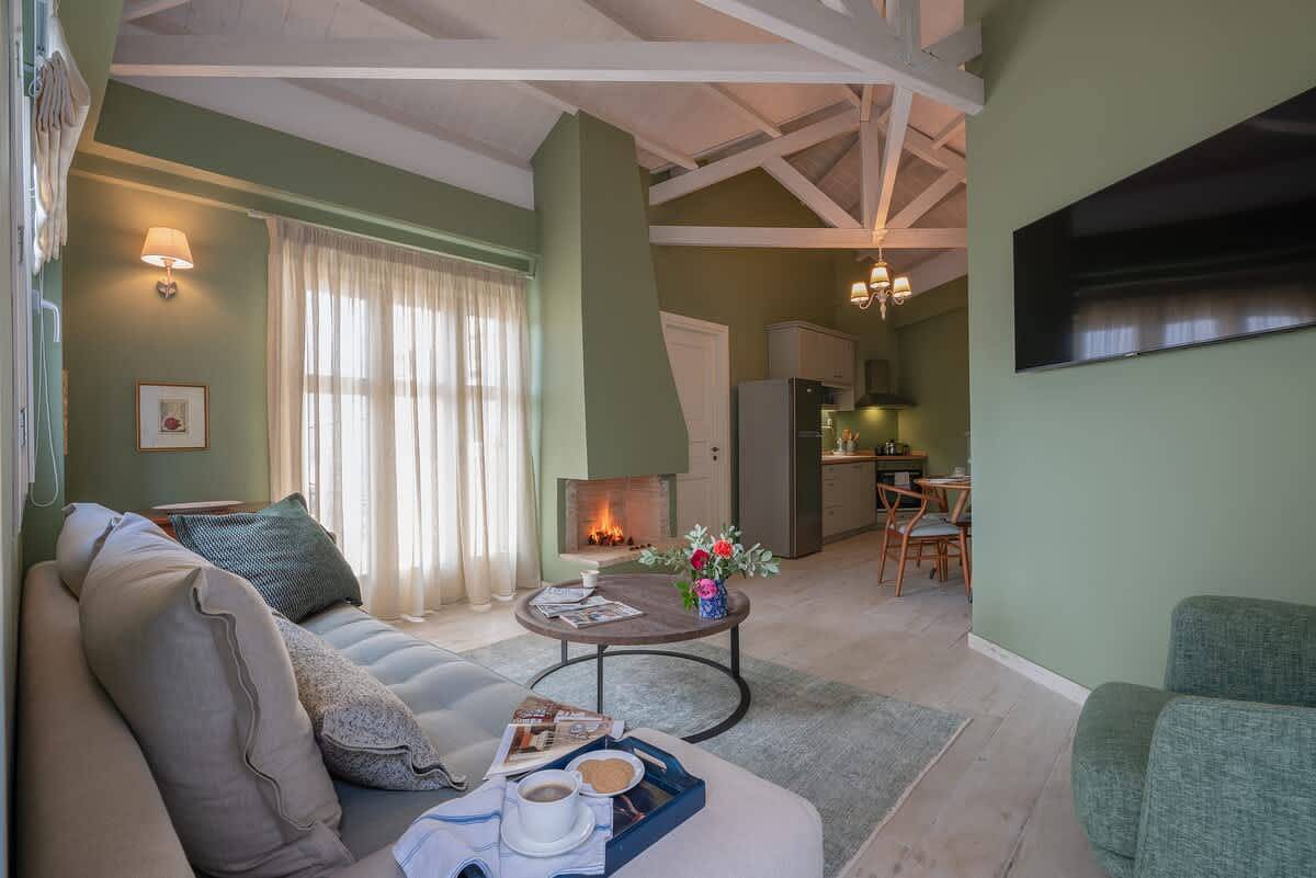 Maistro Residence, Kyparissia Old Town Collection in Kyparissia, Golf von Kyparissia